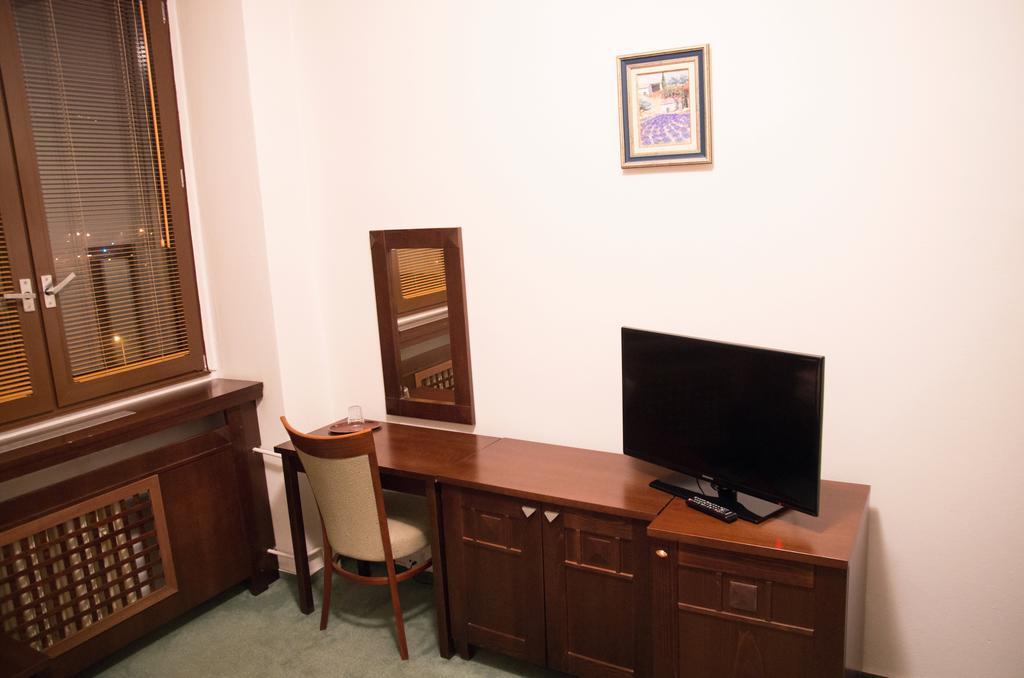 Hotel Bothe Povazska Bystrica Room photo