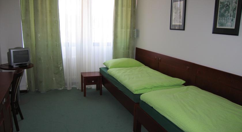 Hotel Bothe Povazska Bystrica Room photo